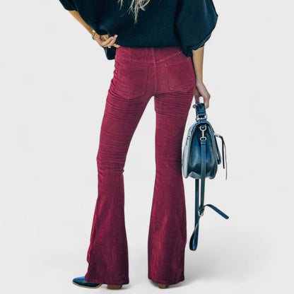 María | Pantalones acampanados terciopelo