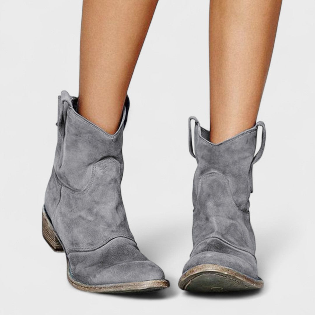Carlota | Botines atemporales