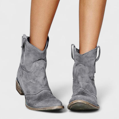 Carlota | Botines atemporales